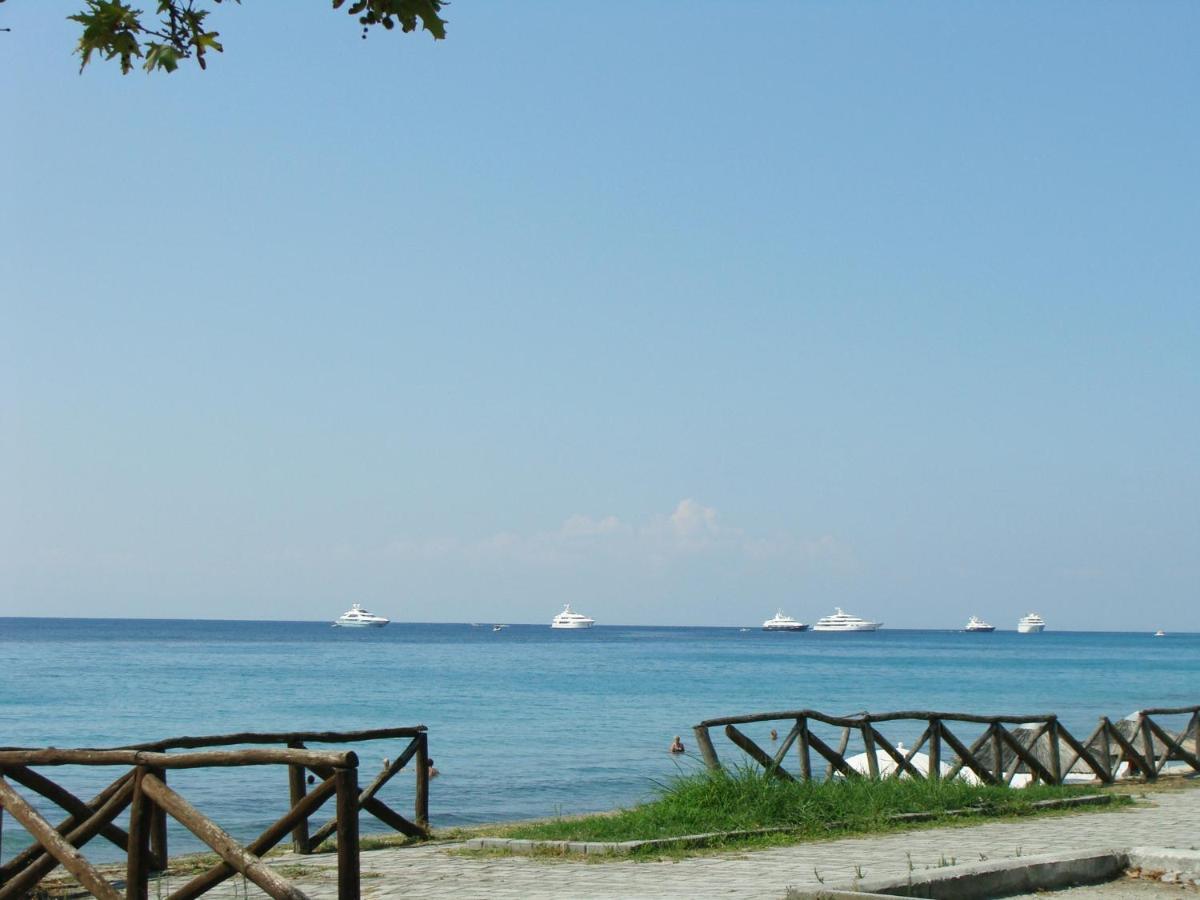 Villa Bianca Studios Possidi Buitenkant foto